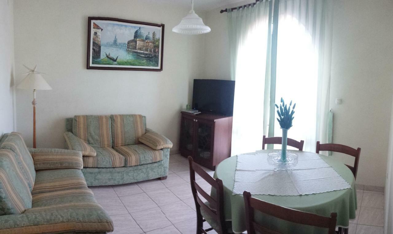 Vila "Mare" Banjol Exteriér fotografie